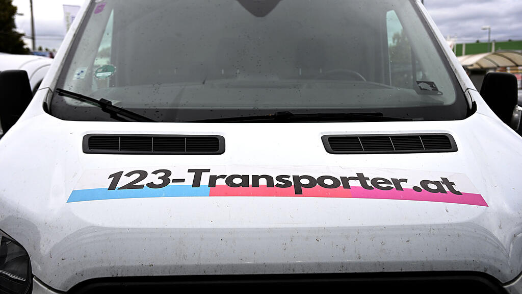 123 Transporter insolvent