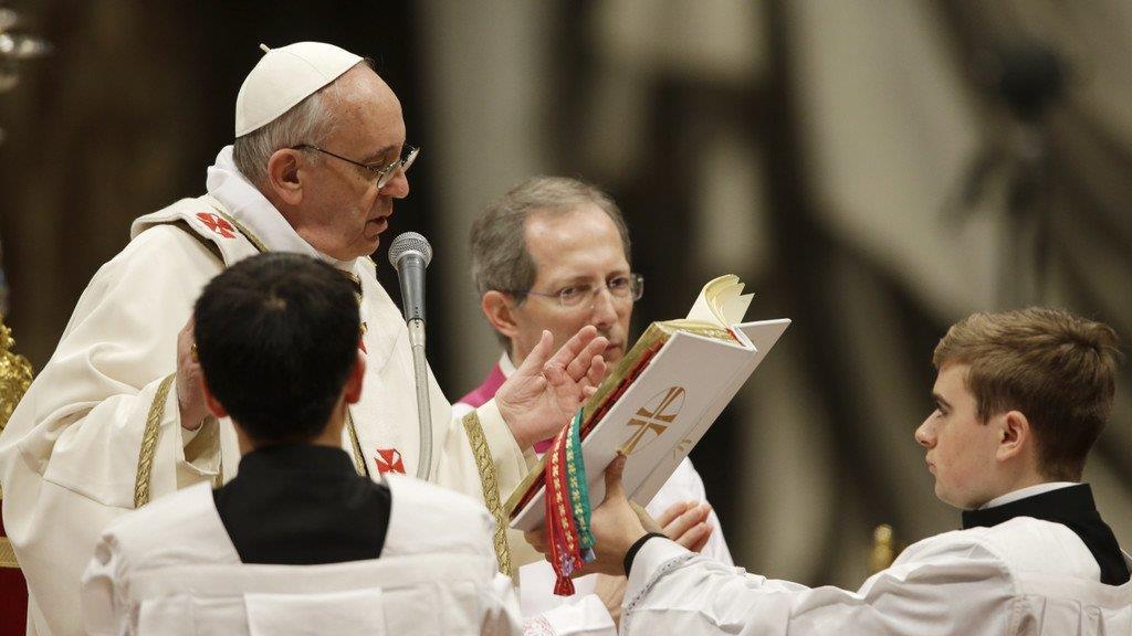 Papst begann Osterfeiern mit Chrisam-Messe