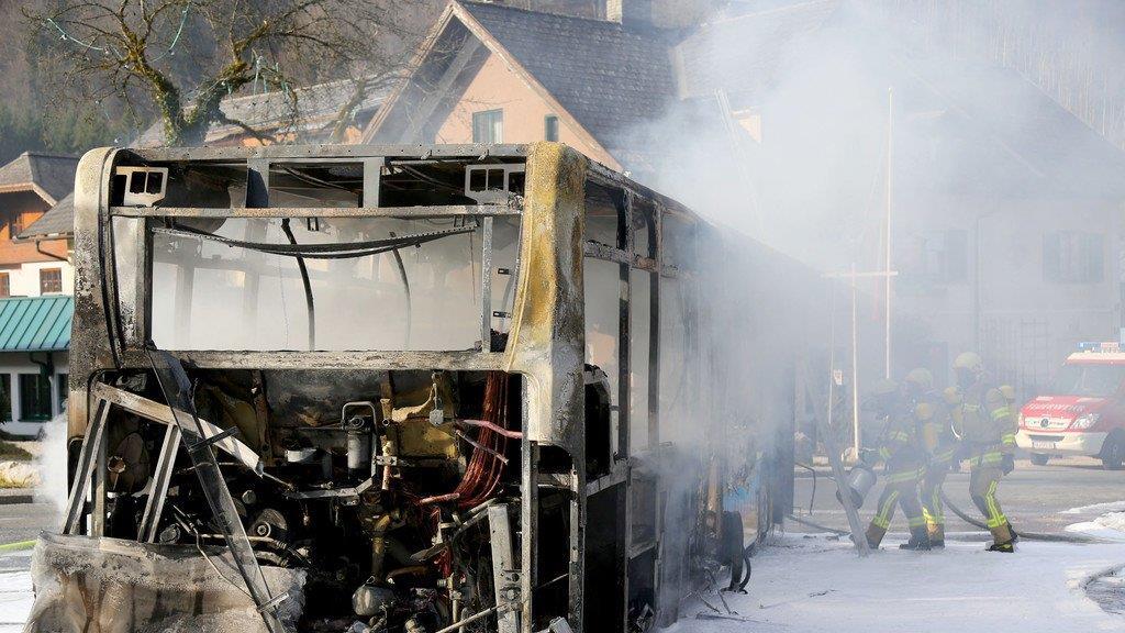 Bus ausgebrannt II