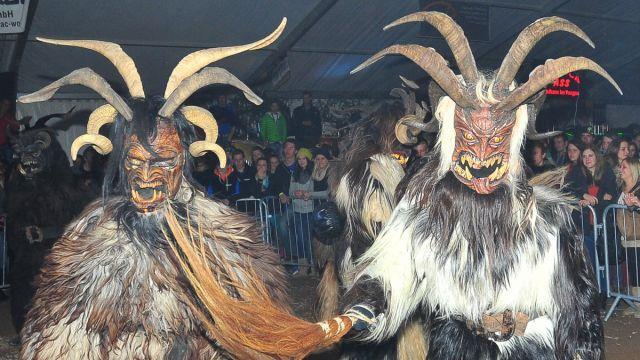 Krampus-Auflauf in St. Johann