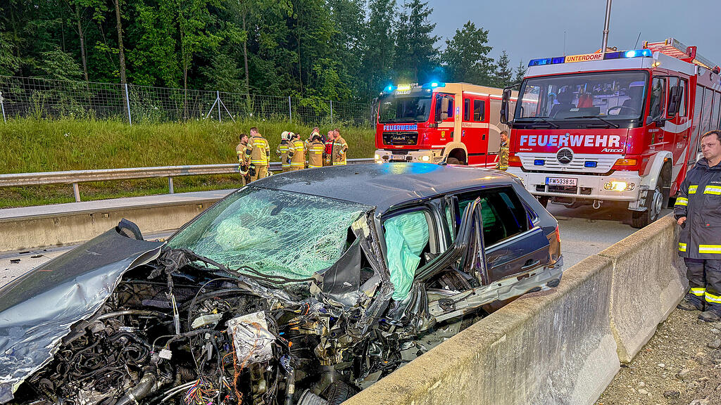 Geisterfahrerunfall fordert zwei Schwerverletzte auf A1 zwischen Thalgau und Mondsee