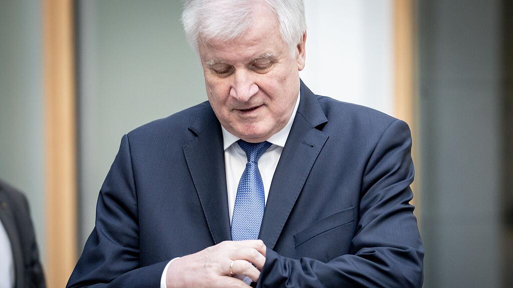 Wie viel Zeit bleibt Hors Seehofer noch in der Politik?
