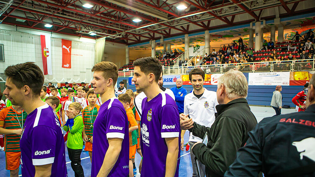 Salzburger Stier, Hallenfu\u00dfball
