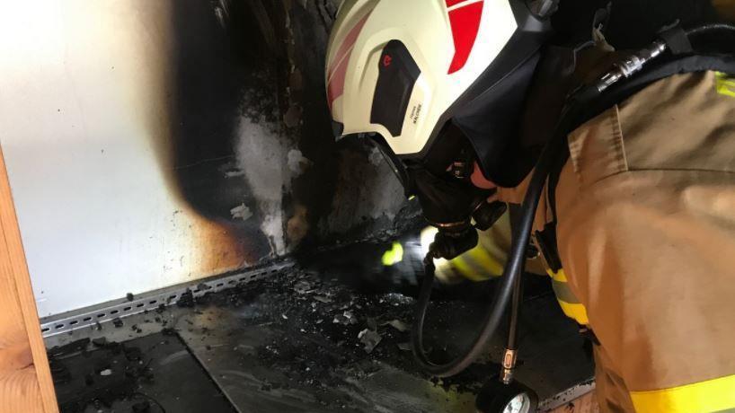 Küchenbrand fordert Feuerwehr in Bramberg