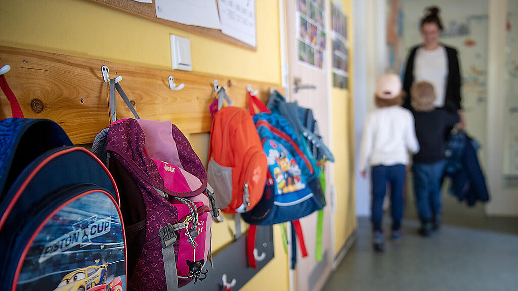 Organisation von kleinen Gruppen in Kindergärten als Herausforderung