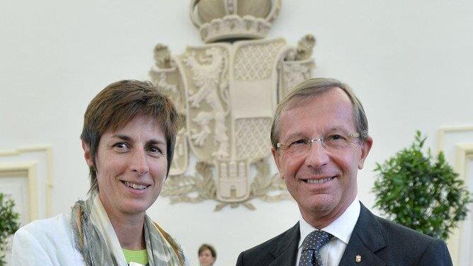 Neue Landesregierung angelobt, I