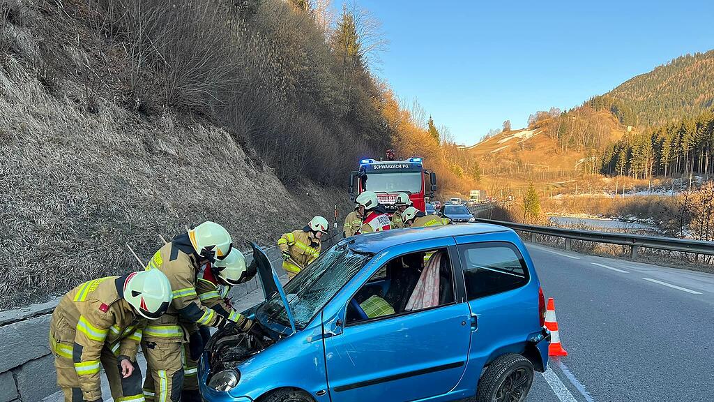 Unfall Mopedauto Schwarzach