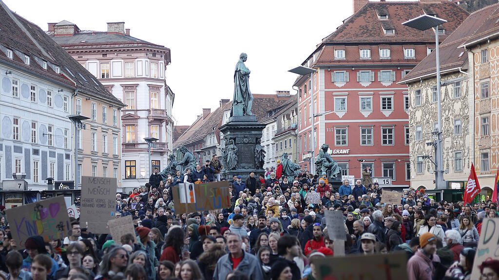 Demo für Menschenrechte und Demokratie in Graz