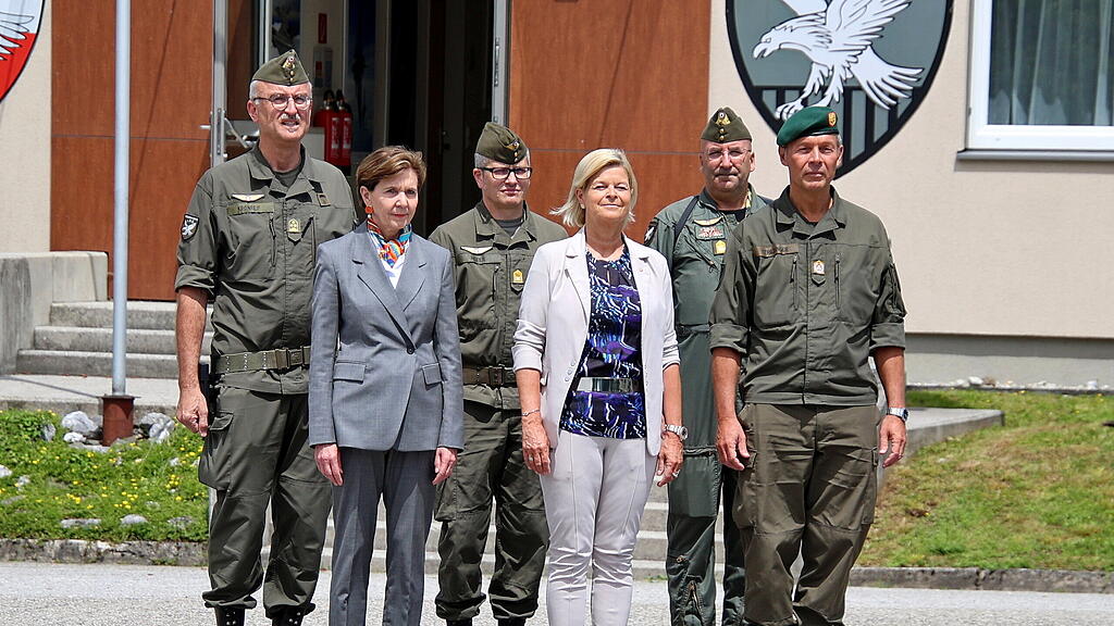 Kommando\u00fcbergabe Luftraum\u00fcberwachung