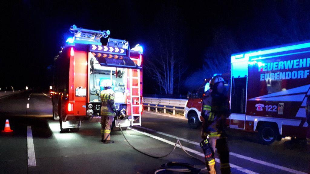 Pkw-Brand auf der A1