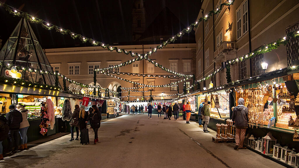 20211118_fmt_christkindlmarkt_eroeffnet_mw-23.jpg