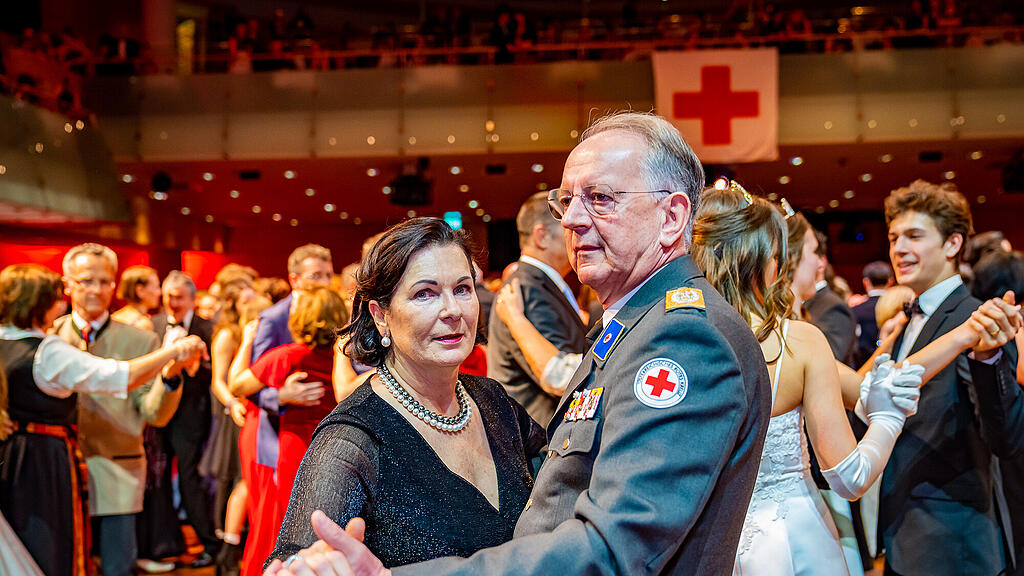 Rot Kreuz Ball 2020