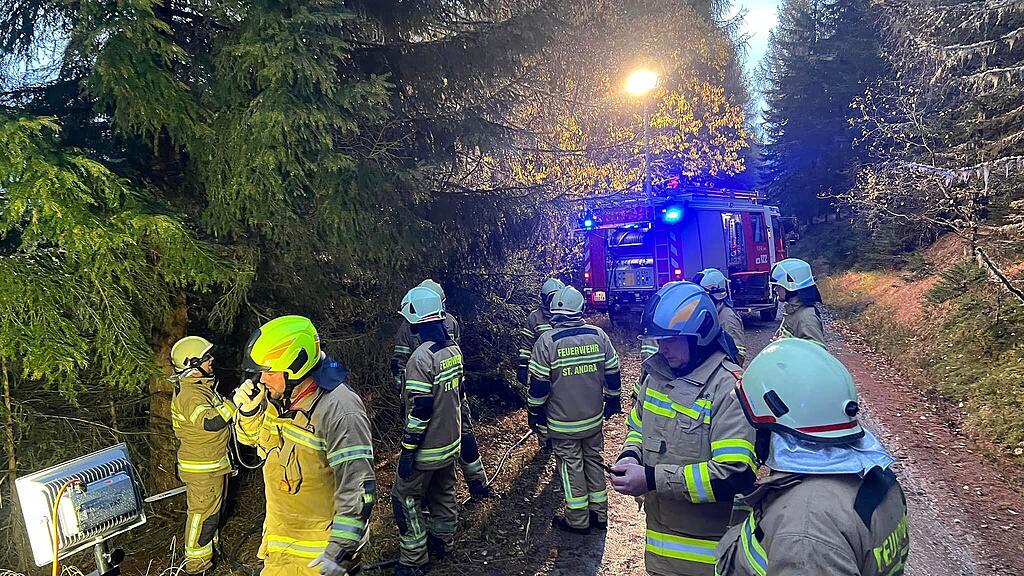 Motorsegler stürzt in St. Andrä ab