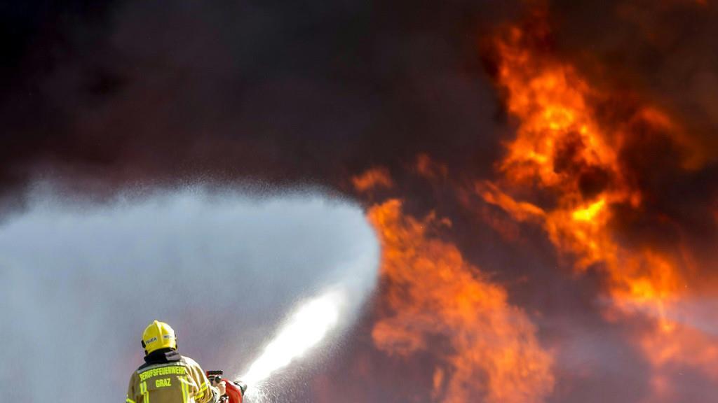 Großbrand in steirischer Recyclinganlage