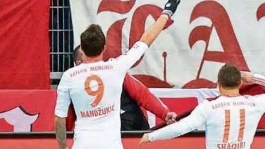 Die umstrittene Szene nach dem 1:0.