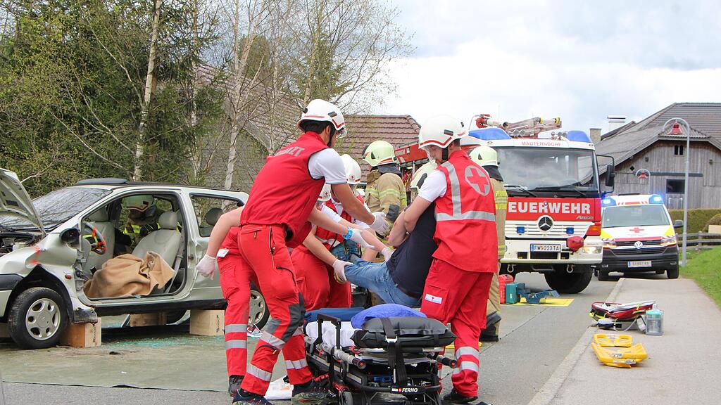 100 Jahr Jubil\u00e4um der Feuerwehr Wei\u00dfpriach