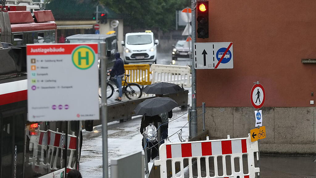 Baustelle Hellbrunner Straße sorgt für Stau-Chaos