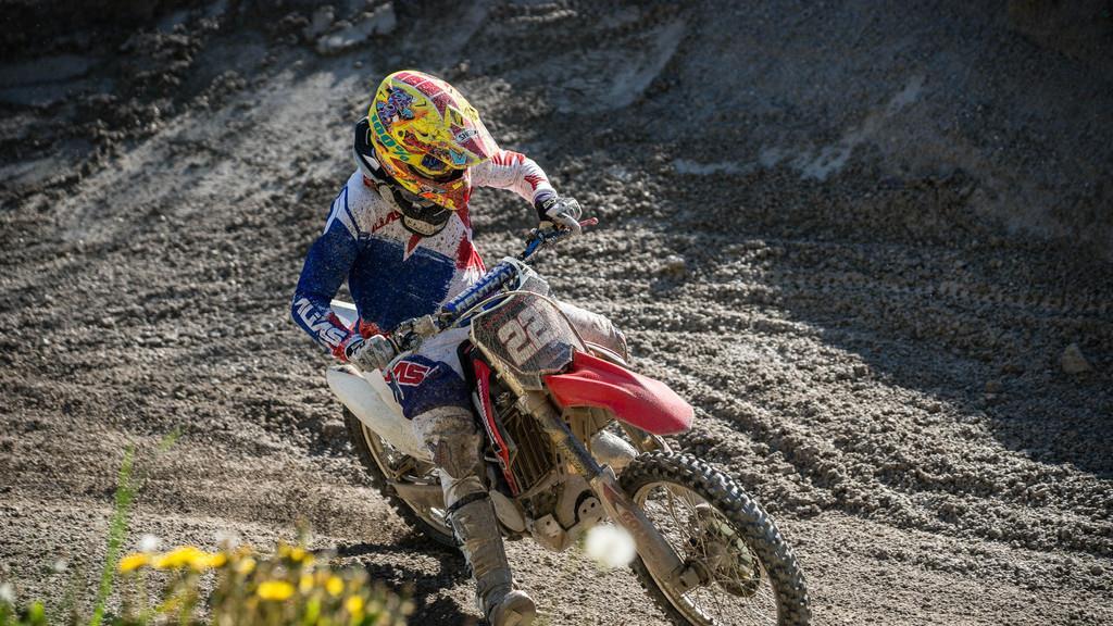 XBOWL MOTOCROSS RACE II