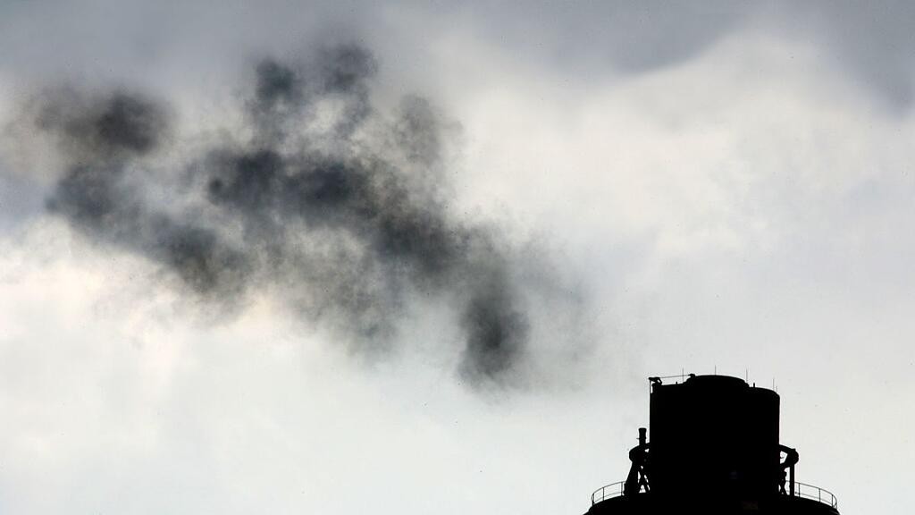 Emissionen stagnierten im vergangenen Jahr bei 33 Milliarden Tonnen