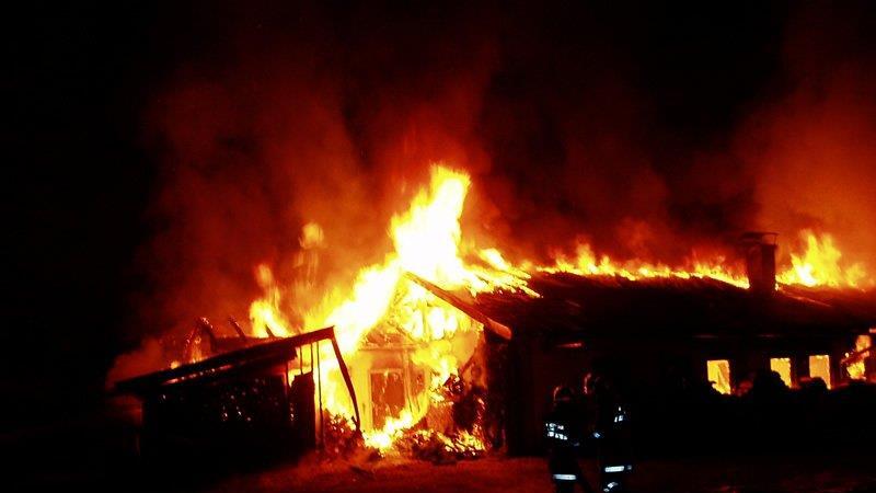 Schießstand in Unken in Brand