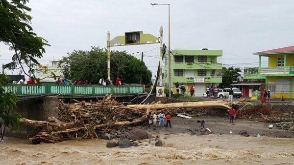 Tropensturm "Erika" hinterließ Spur der Verwüstung in Dominica
