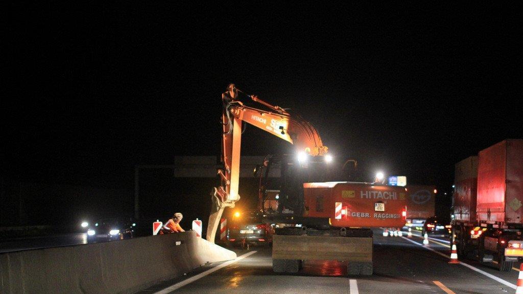 Nachtbaustelle auf der A1