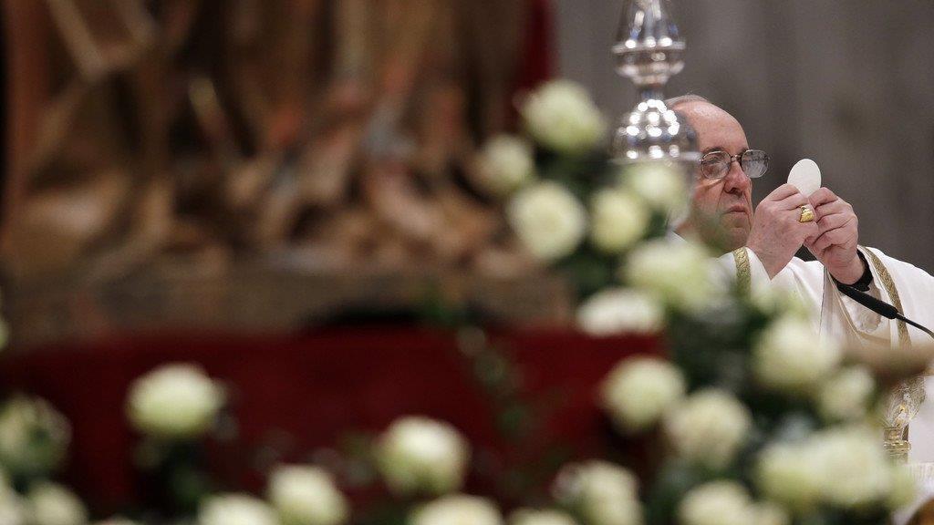 Papst begann Osterfeiern mit Chrisam-Messe
