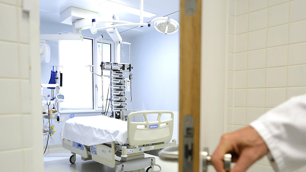 SB, Coronavirus, Krankenhaus, Krankenbett