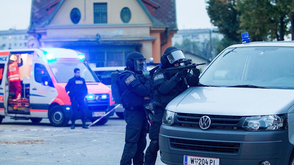 Die Großübung in Wien dauerte die ganze Nacht an.