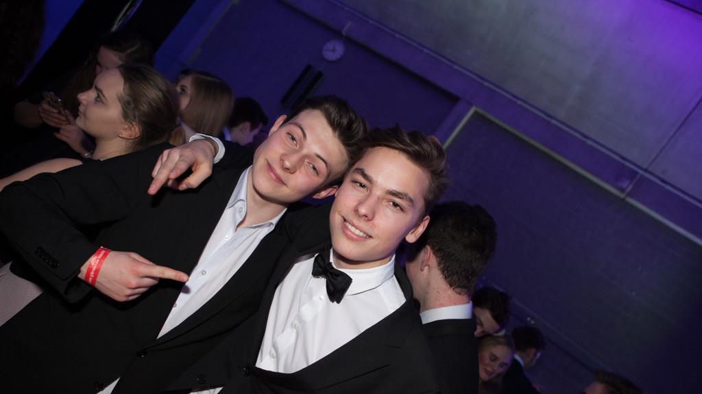 AKADemy Awards, II