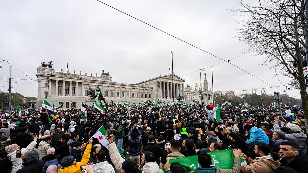 Machtwechsel in Syrien: Lautstarke Feier in Wien