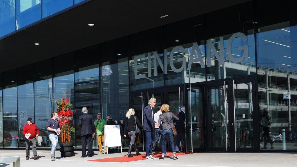 10. Auto Messe Salzburg und dritte Garten im Messzentrum