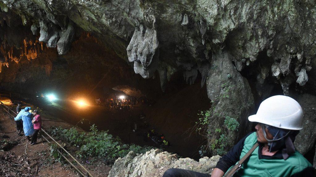 Buben in Höhle in Thailand eingeschlossen