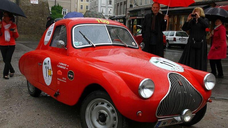 Oldtimer am Residenzplatz