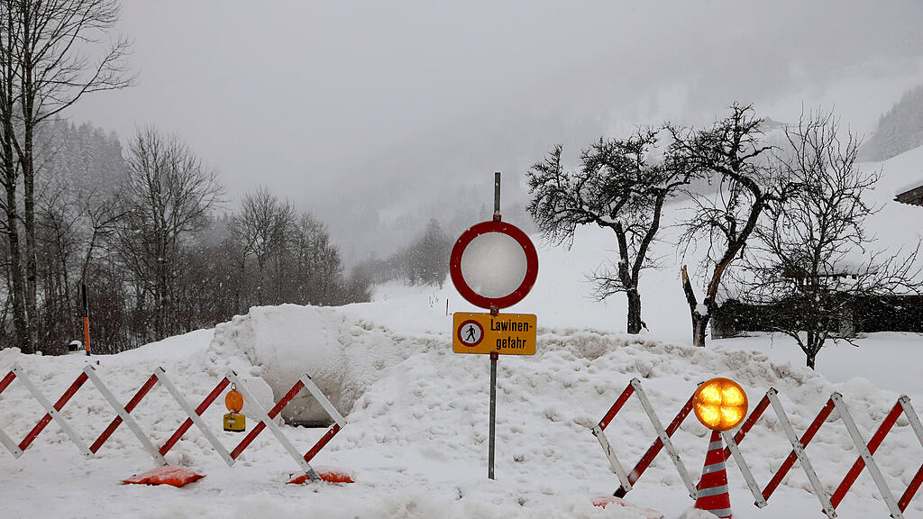 Schnee Autos
