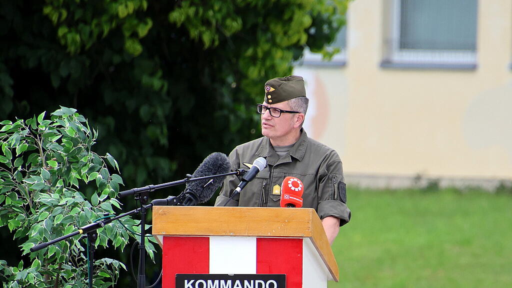 Kommando\u00fcbergabe Luftraum\u00fcberwachung