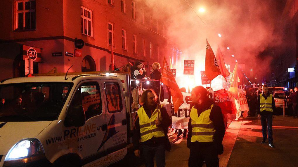 Proteste rund um den 61. Opernball