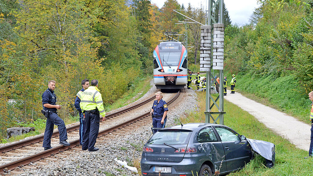 Auto contra Zug Bischofswiesen