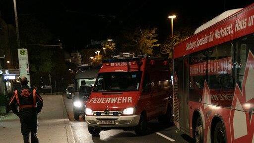 Frau von Bus überrollt, II