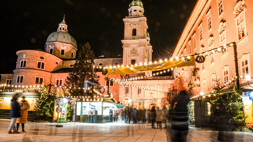 Impressionen der Christkindlmarkt Er\u00f6ffnung