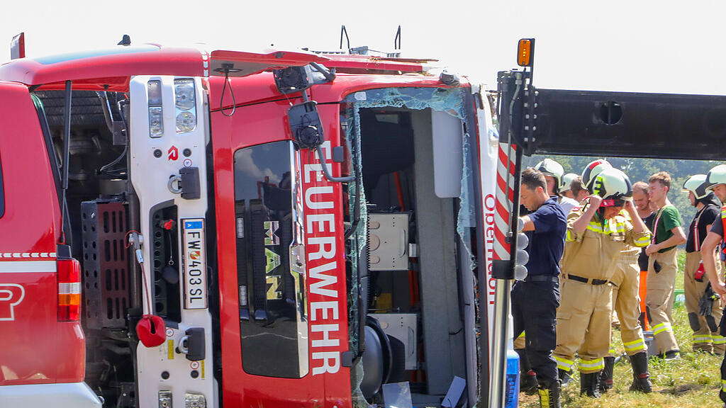 VU Feuerwehrauto Göming