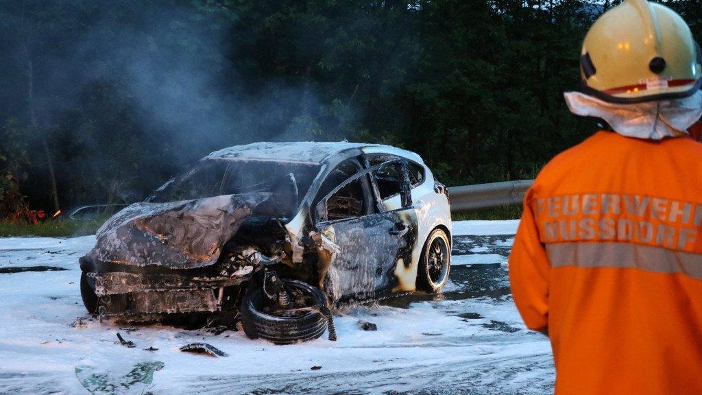 Schwerer Crash auf der B156