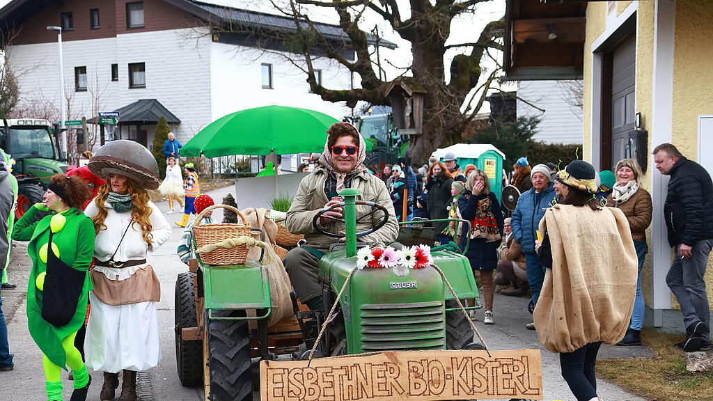 Faschingsumzug der Trachtenmusikkapelle Elsbethen