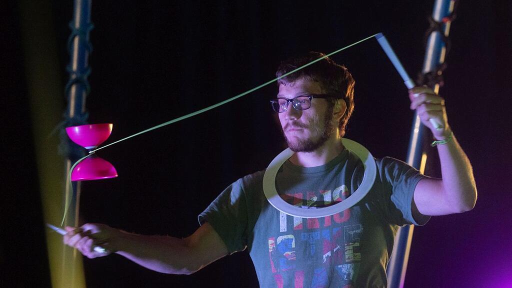 Sound of Juggling in Anthering