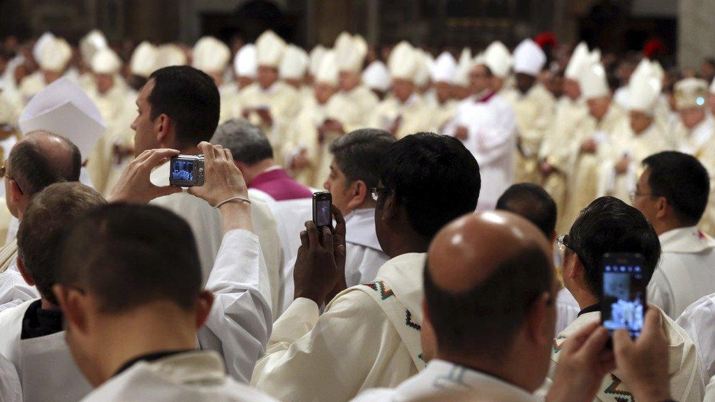 Papst begann Osterfeiern mit Chrisam-Messe