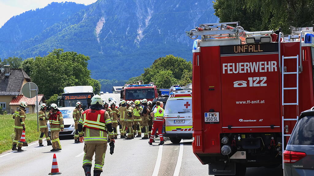 Sechs Verletzte bei Crash auf Alpenstraße II