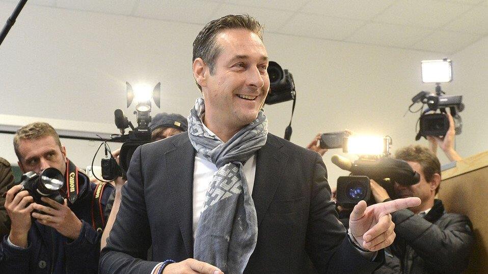 Nationalratswahl: Spitzenkandidaten geben Stimme ab