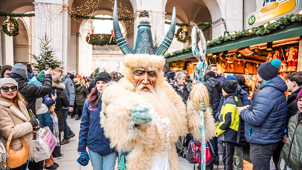 Krampuslauf am Christkindlmarkt Salzburg