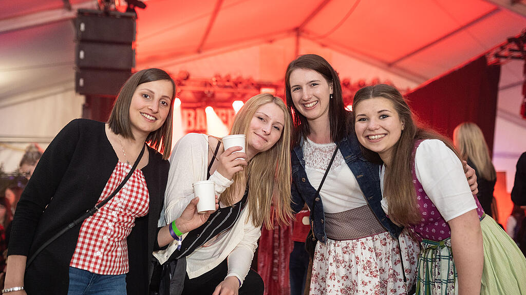 Osterhasenparty I