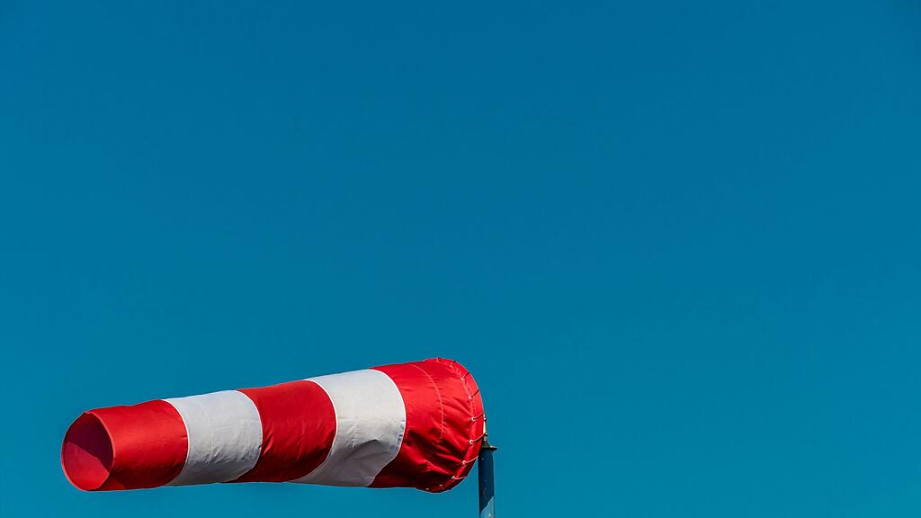 Stürmischer Wochenstart in Österreich.